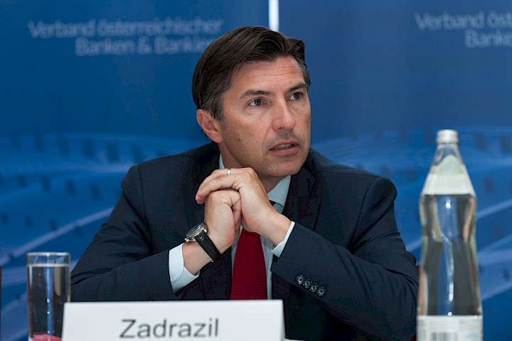 Präsident Robert Zadrazil | © Bankenverband | Foto: Nick Albert